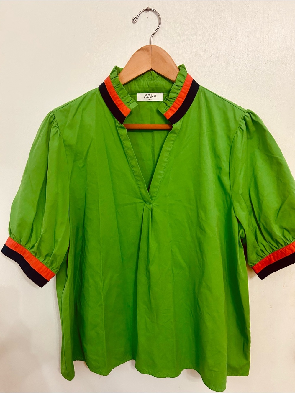 AVARA Vibrant Green Puff Sleeve Blouse with Contrast Trim